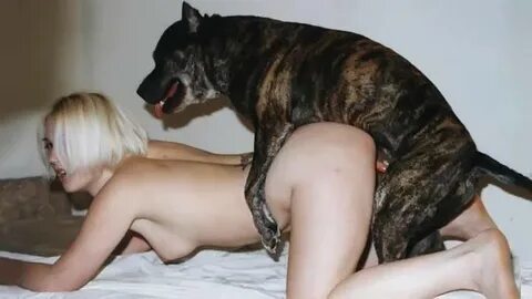 Gorgeous MILF with a fantastic body being screw by a dog - X