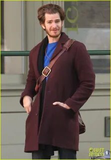 Full Sized Photo of andrew garfield solo nyc long hair 05 Ph