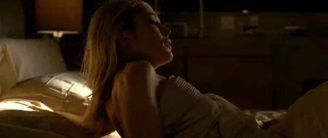 Rosamund Pike nude pics, página - 13 ANCENSORED