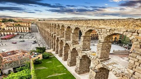 Segovia Day Trip From Madrid: Feast On History