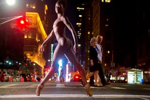Dancers Strip Down For Stunning Photos In NYC (NSFW) Bored P