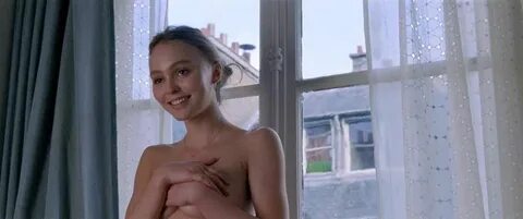 Lily-Rose Depp Nude, Sexy and Private LEAKED (162 Photos) Th