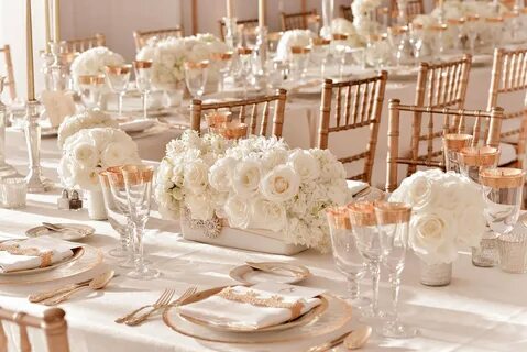 Оформление свадебных залов в белом цвете (48 фото)