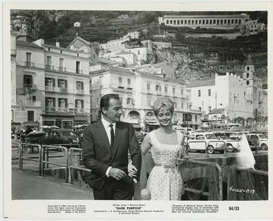 Rossano Brazzi and Shirley Jones in L'intrigo (1964) Shirley