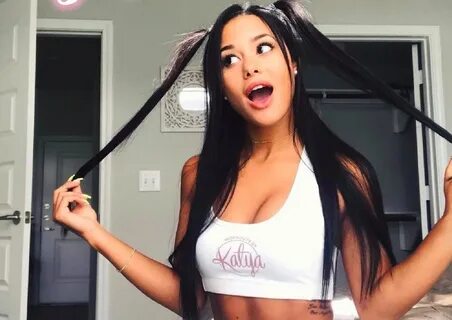 Instagram Model Katya Elise Henry Paid a Visit to the Texas 