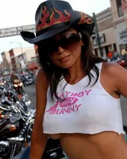 Girls of Sturgis Motorcycle Rally (45 pics)