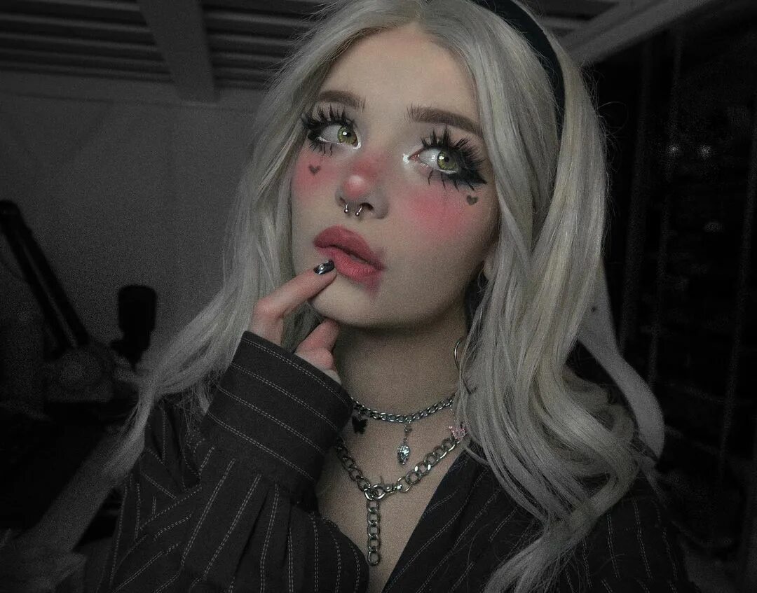 MILK 💋 (@milkgore) — Instagram