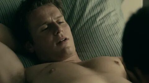 Glee's Jonathan Groff Nude " risocatella.eu