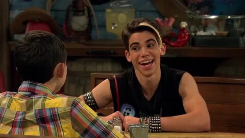 Picture of Cameron Boyce in Gamer's Guide to Pretty Much Eve