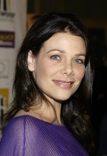 Picture of Meredith Salenger