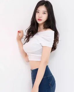 model : #신재은에 있는 핀