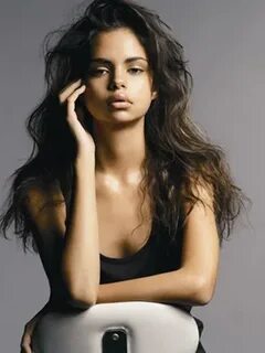 Samantha Harris (Australian Model) Pictures. Hotness Rating 