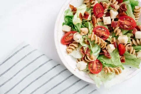 BLT Avocado Ranch Pasta Salad - Dakotah! Sport and Fitness