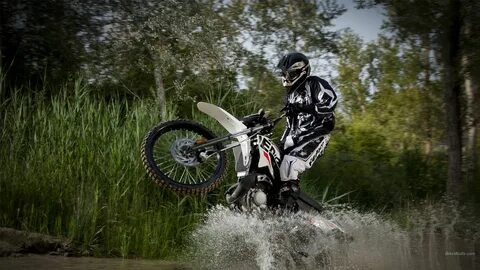 derbi, Dirtbike, Wheelie, Water Wallpapers HD / Desktop and 