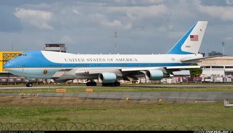 Boeing VC-25A (747-2G4B) - USA - Air Force Aviation Photo #2