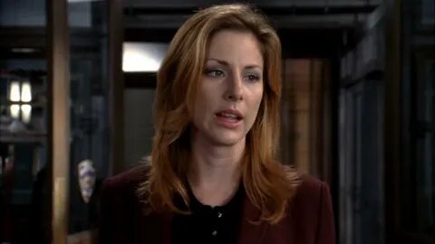 Law & Order SVU: E9X12 - "SIGNATURE" - Diane Neal Image (976