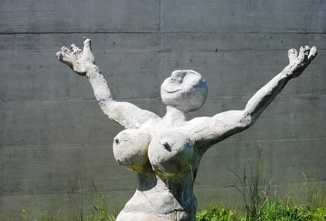 Woman caricatured sculpture free image download