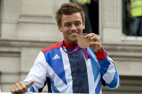 Tom Daley Comes Out, Olympic Athlete Reveals He Has A Boyfri