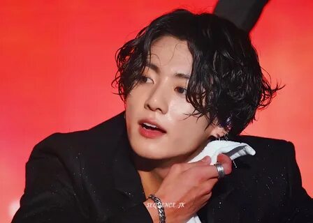 Hairstyle Of BTS's JungKook During 'Lotte Family Concert' Th