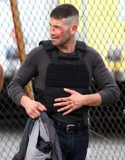 Jon Bernthal on set as the Punisher in Daredevil Season 2 - 