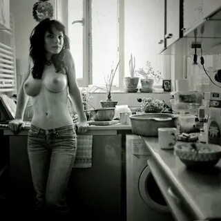 Nude girl picture - FAPcoholic.com