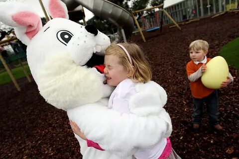 The Cotton Flies When NJ Mall Easter Bunny Brawls VIDEO