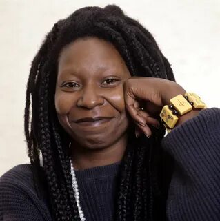 Whoopi-Goldberg-cuban-cigasr.jpg- Viewing image -The Picture