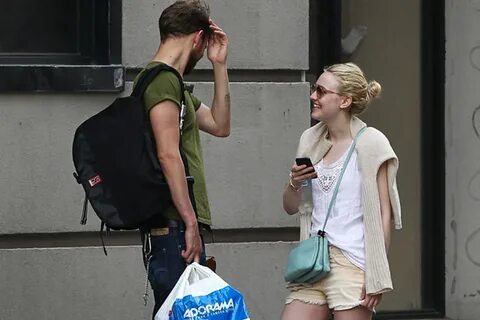 Meet Dakota Fanning's Boyfriend Jamie Strachan PHOTOS