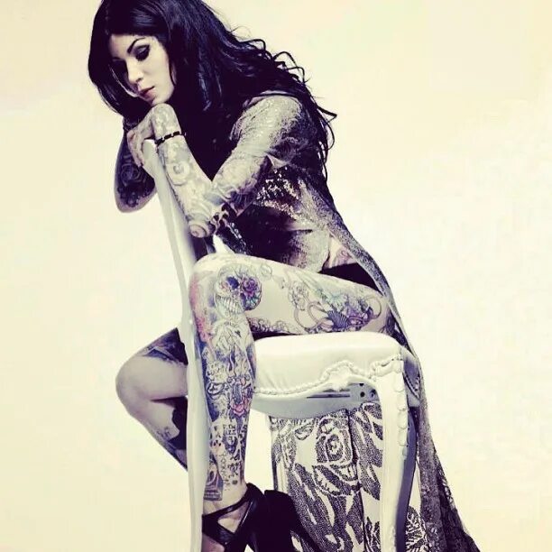 Haley Painter в Instagram: "#tattoos #kat Von d"