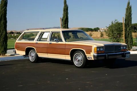 File:1982 country squire frontright.jpg - Wikimedia Commons