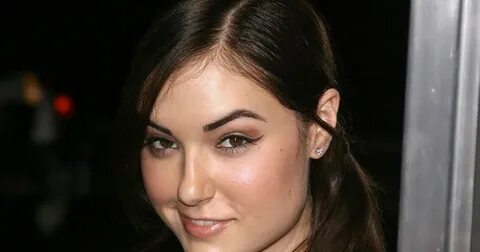 Foto Sasha Grey Budi Utomo Peternak Jangkrik Tulungagung Jaw