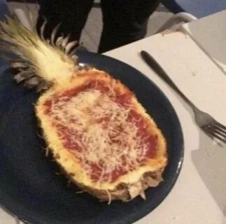 Pizza on pineapple - 9GAG