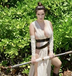 Danny Cozplay is Rey in a Forest - Imgur