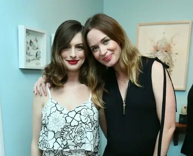 Anne Hathaway Says She 'Really Bonded' With Emily Blunt on '