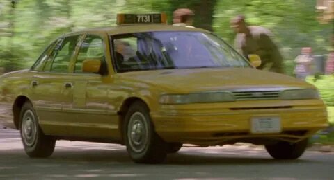 IMCDb.org: 1993 Ford Crown Victoria in "Stuart Little 2, 200