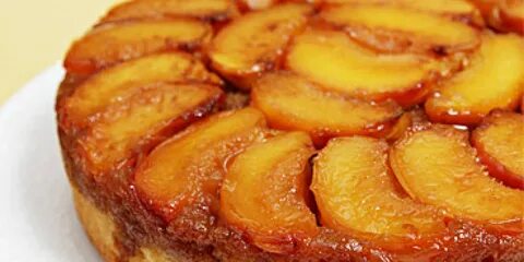 Peach upside-down cake with Cognac caramel Peach upside down