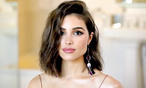 Watch How Olivia Culpo Creates a Sexy S-Wave Hairstyle