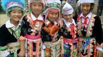 Hmong Paj Ntaub: Stitches through Time - YouTube