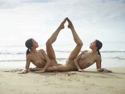 Julietta and Magdalena Beach Ballet Boobs Photo