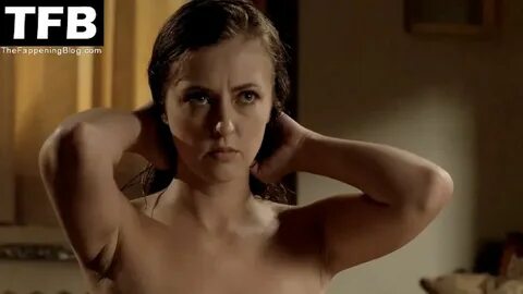 Katharine Isabelle Nude & Sexy Collection (31 Photos) #TheFa