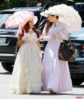 Snooki and JWoww in Victorian Garb Lead Today's Star Sightin
