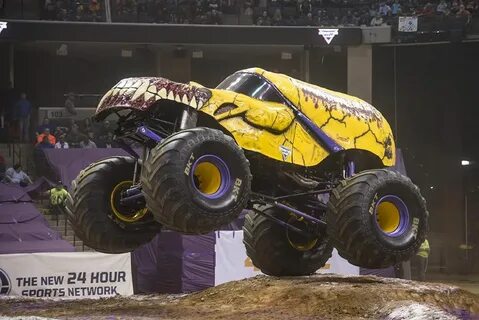 wild thang monster truck toy Shop Clothing & Shoes Online