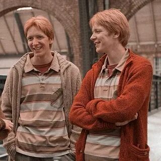 🍃 fred and george weasley 🌱 Harry potter actors, Fred and ge
