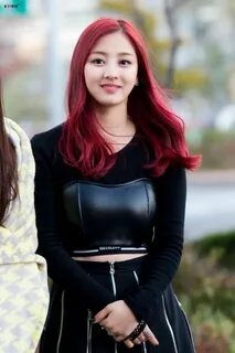 kpop red hair - Pesquisa Google hair inspiration in 2019 Kpo