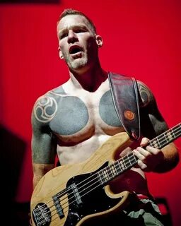 Tim Commerford of Wakrat Musica, Tatuajes, Bandas