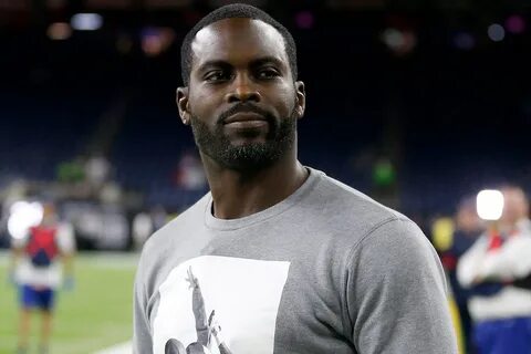 Michael Vick Net worth, Age, Height, Personal life, and More