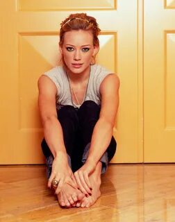 Hilary Duff Feet