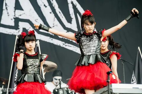 Reading Festival Saturday: Babymetal / Metallica