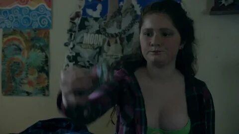 Голая Эмма Кенни (Emma Kenney) фото lustimages.net