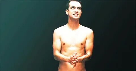 Brendon urie GIF - Find on GIFER